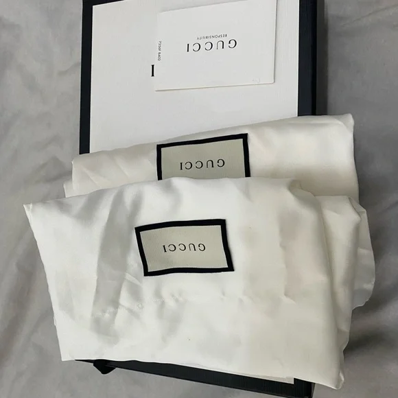 Gucci Marmont sandal- Navy Suede - Picture 8 of 8